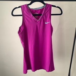 Barely worn Nike drifit tank